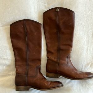 Frye Melissa Button 2 Boots Size 9
